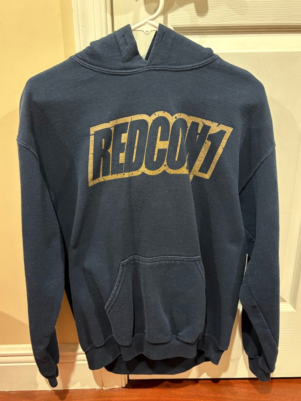 REDCON1 gym navy blue hoodie Size M